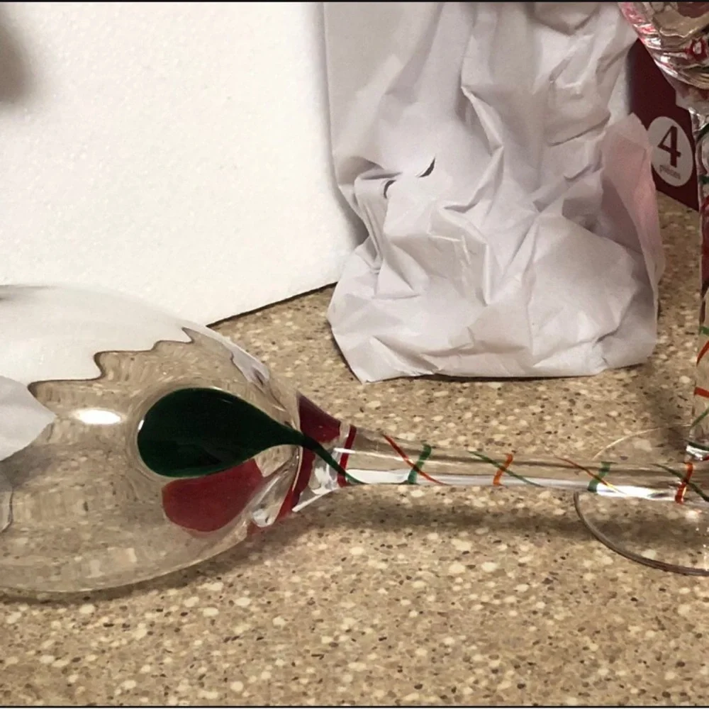 Pier 1 Imports Wine Glasses Set of 4 Red/Green Teardrop Stem Glasses